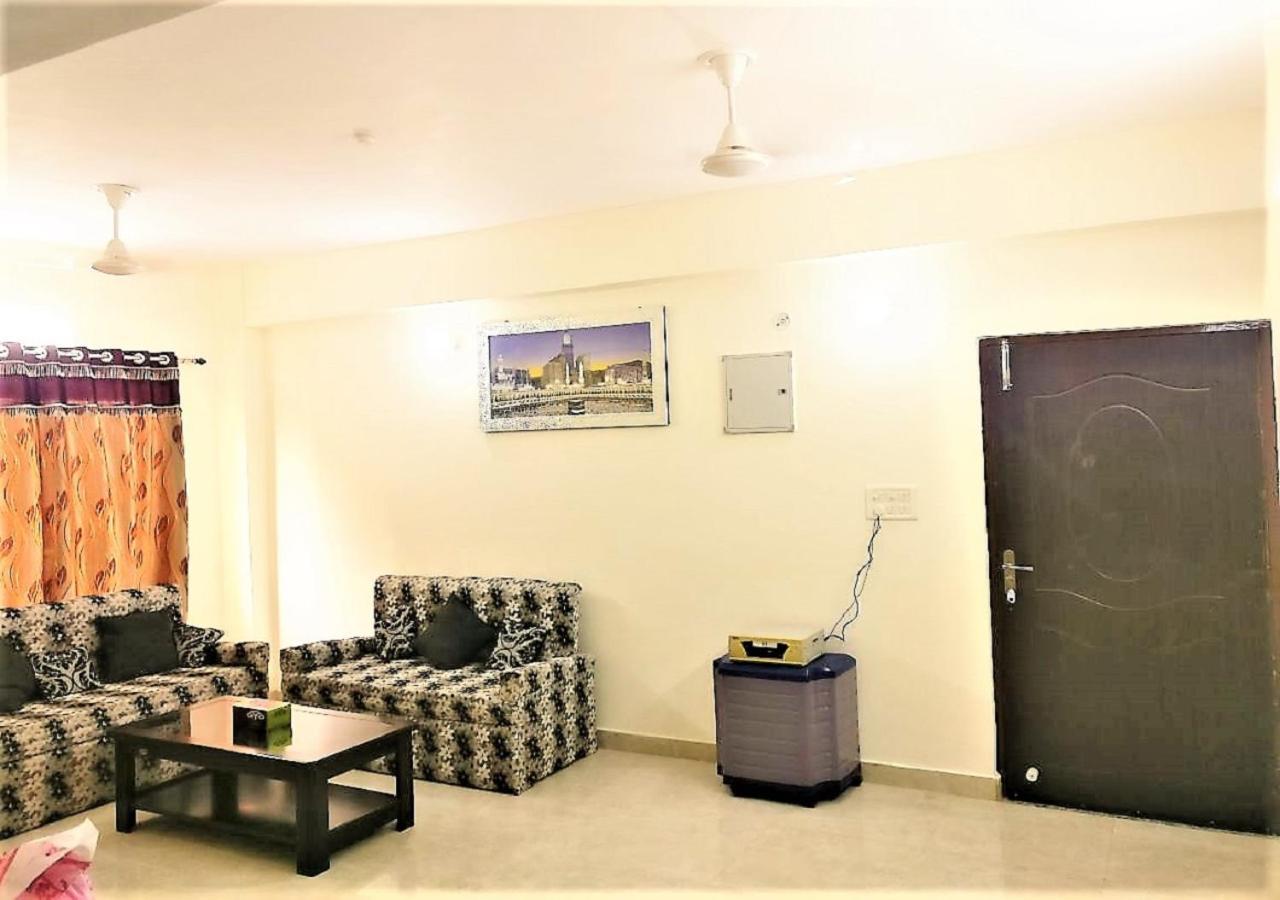 Pretty Garden View Apartment 3Bhk Furnished Flat Near Kashi Vishwanath Temple Varanasi Exterior foto